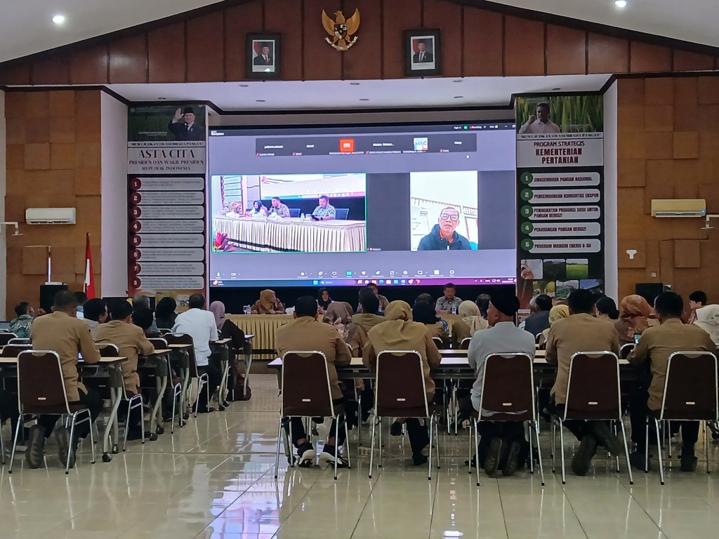 UPT Kementan Fasilitasi Coaching Clinic Pendaftaran Pupuk Terintegrasi Melalui OSS