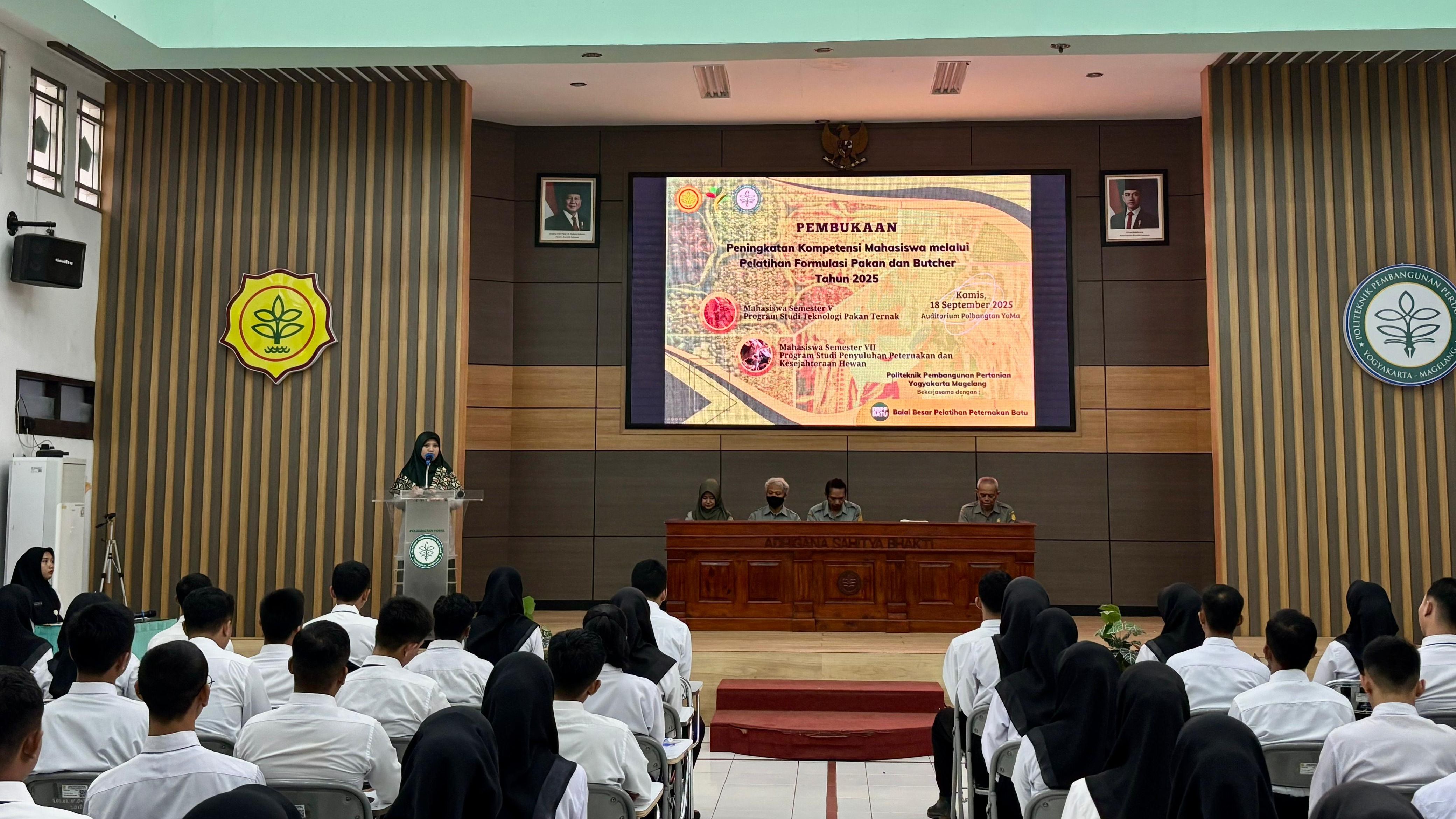 Cetak Tenaga Ahli Pakan, Kementan Bekali Mahasiswa Hadapi Tantangan Industri