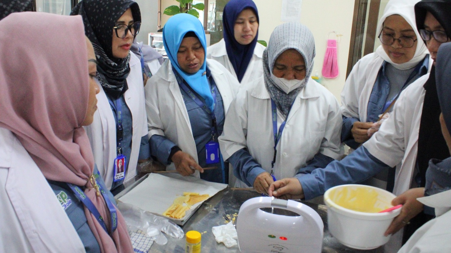 Perkuat Ketahanan Pangan di Jawa Barat, Kementan Latih Kelompok Wanita Tani  Olahan Pangan Lokal