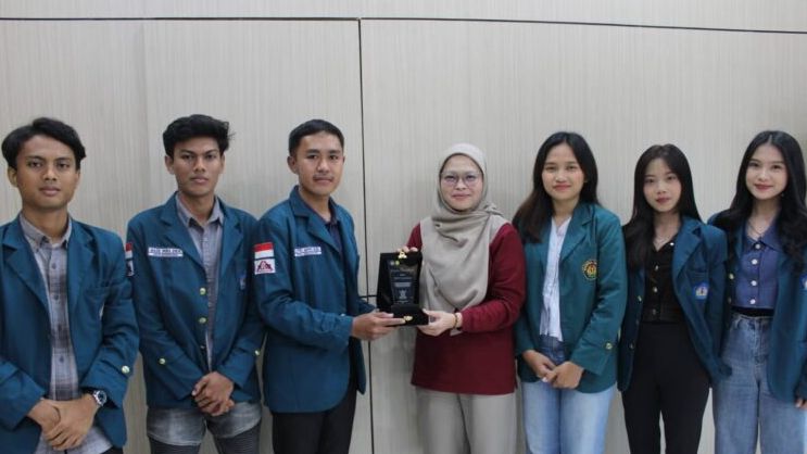Regenerasi Pertanian, Delapan Mahasiswa Unila Tamatkan PKL di UPT Pelatihan Kementan