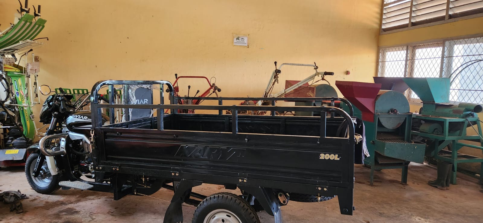 Angkutan Roda 3