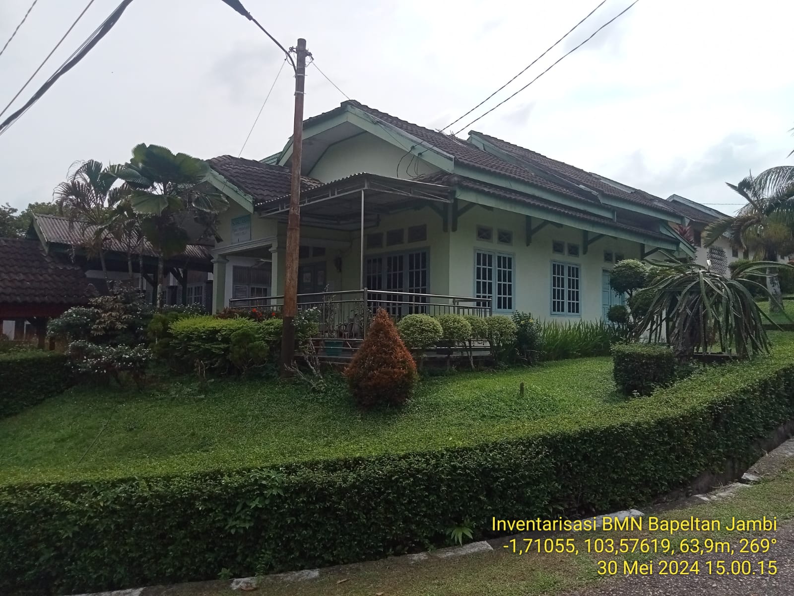 Gedung Kantor Asrama