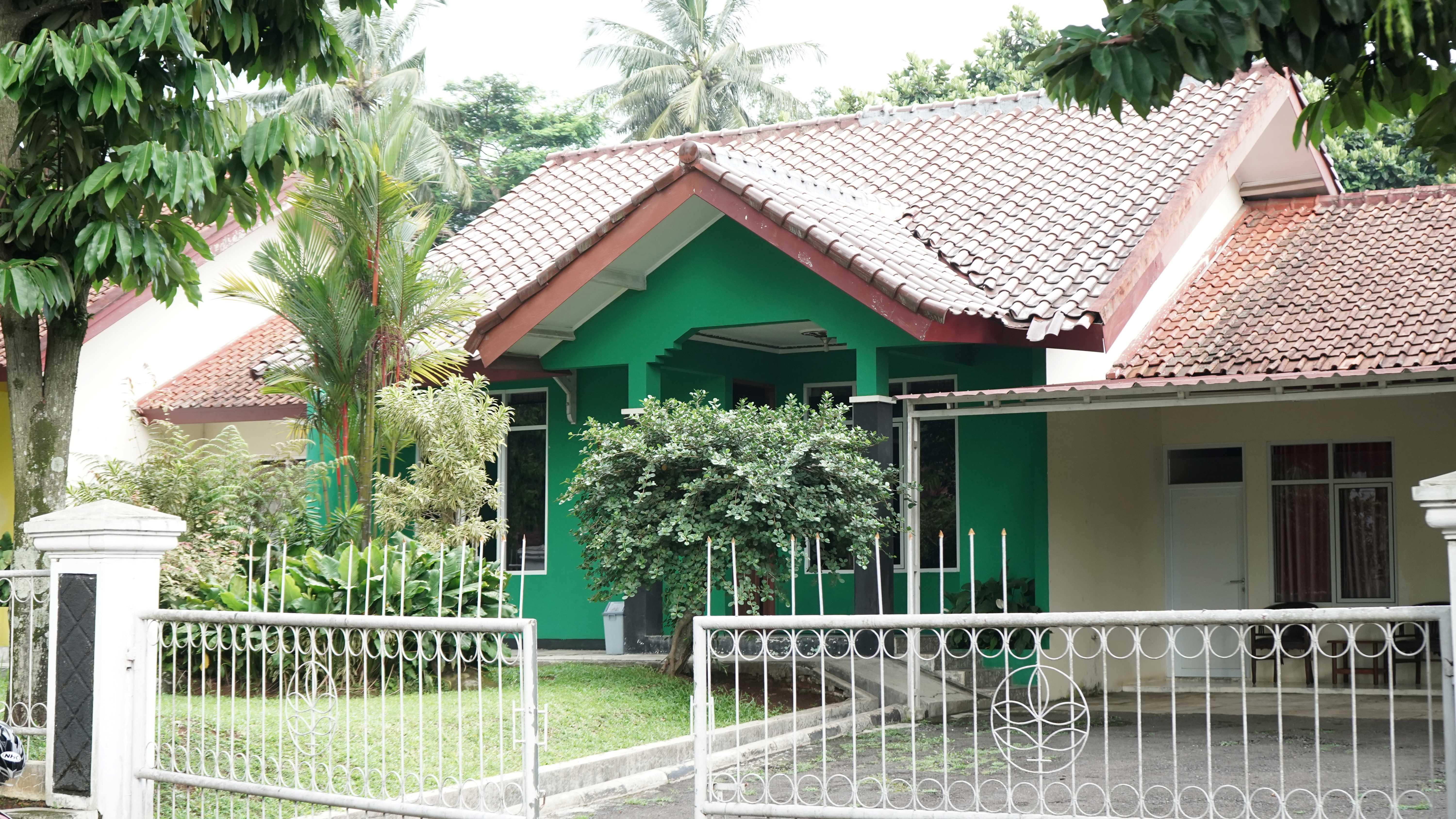 Komplek BINA KARAKTER | Guest House