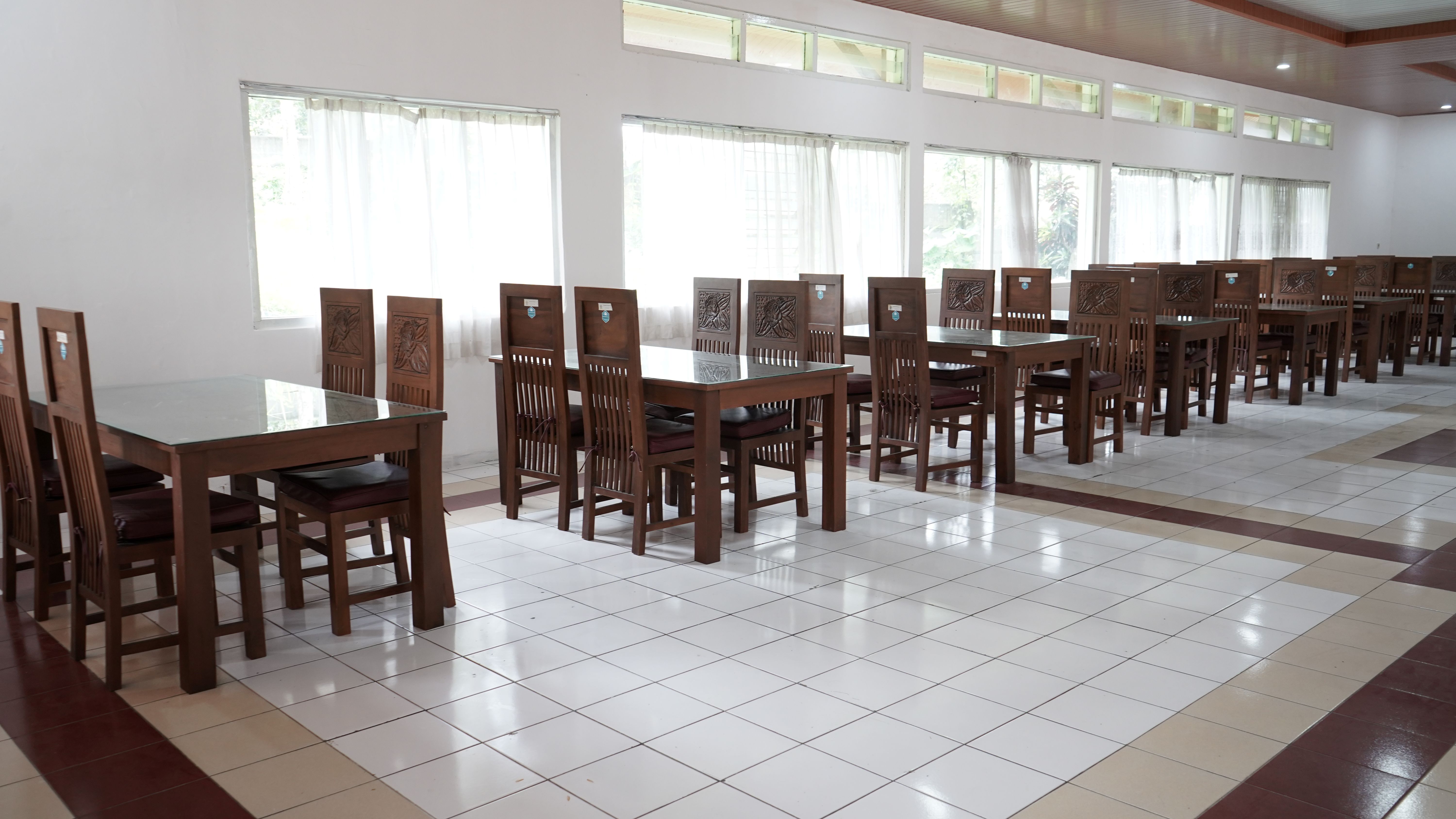 Komplek TIRTA | Ruang Makan