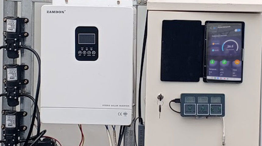 Low Cost Smart Greenhouse